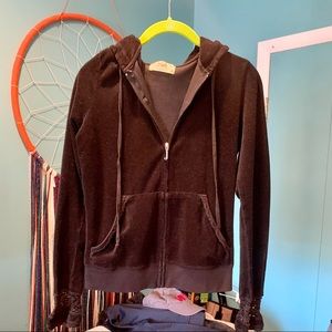 Black terry Juicy sweatshirt with lace detail on sleeves